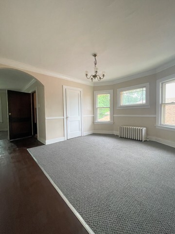 Building Photo - 621 Raub St