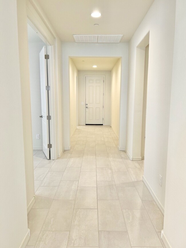 Foto del edificio - 13531 W Calle de Baca