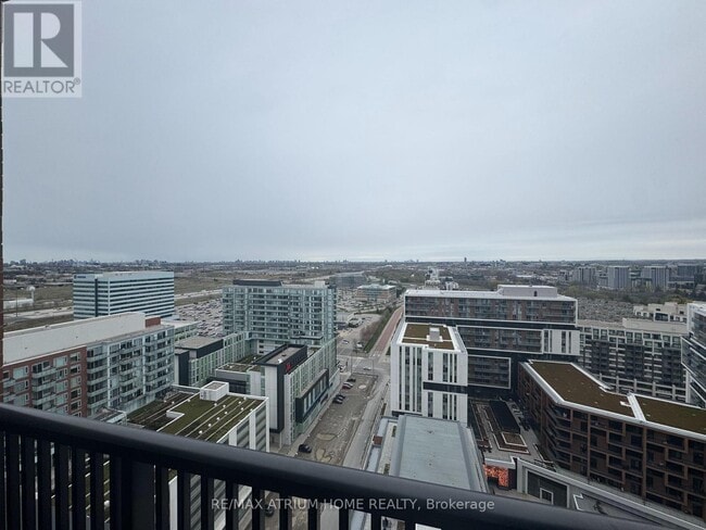 Building Photo - 38 Andre de Grasse St