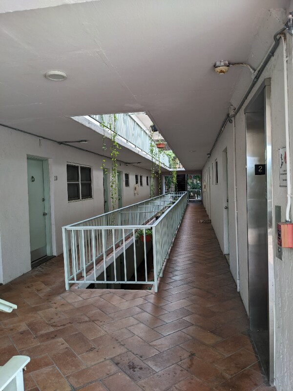 Foto del edificio - 11610 N Bayshore Dr