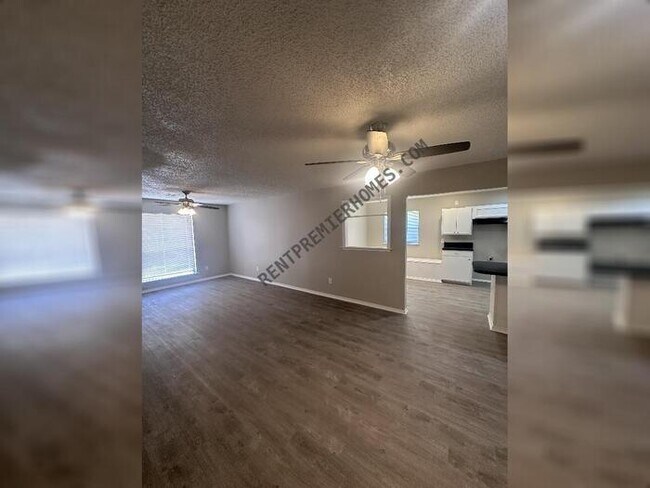 Foto del edificio - 6708 Lyrewood Cir