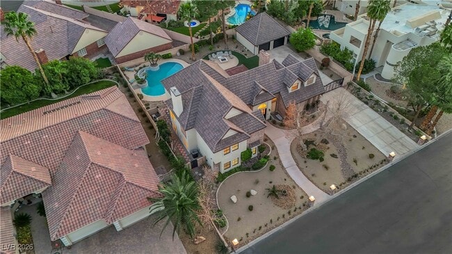 Building Photo - 2513 Wimbledon Dr