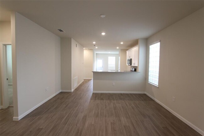 Foto del edificio - 16318 Dutton Clover Drive