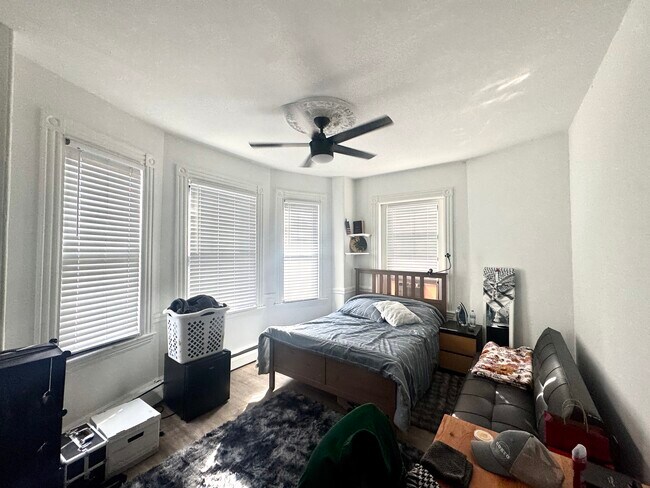 Foto del edificio - 1510 Tremont St