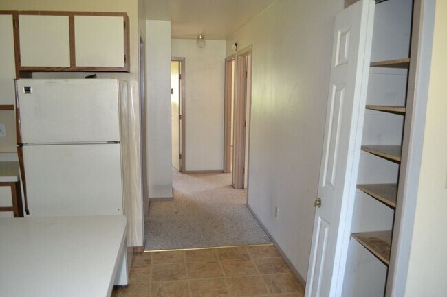 Foto del edificio - 270 Shannon Ct