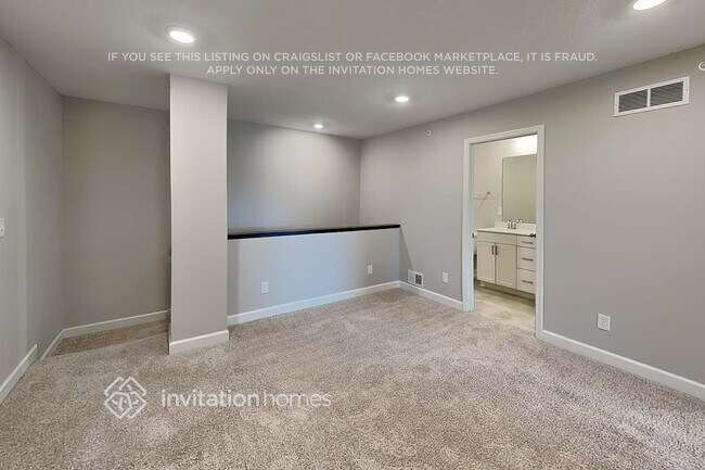 Foto del edificio - 10916 Zest St NE