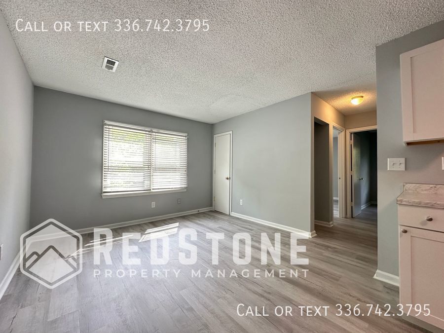 Primary Photo - 2 Bedroom, 1 Bath - Apartment