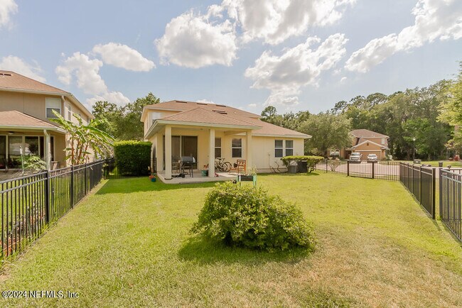 Building Photo - 720 Spruce Pine Ln