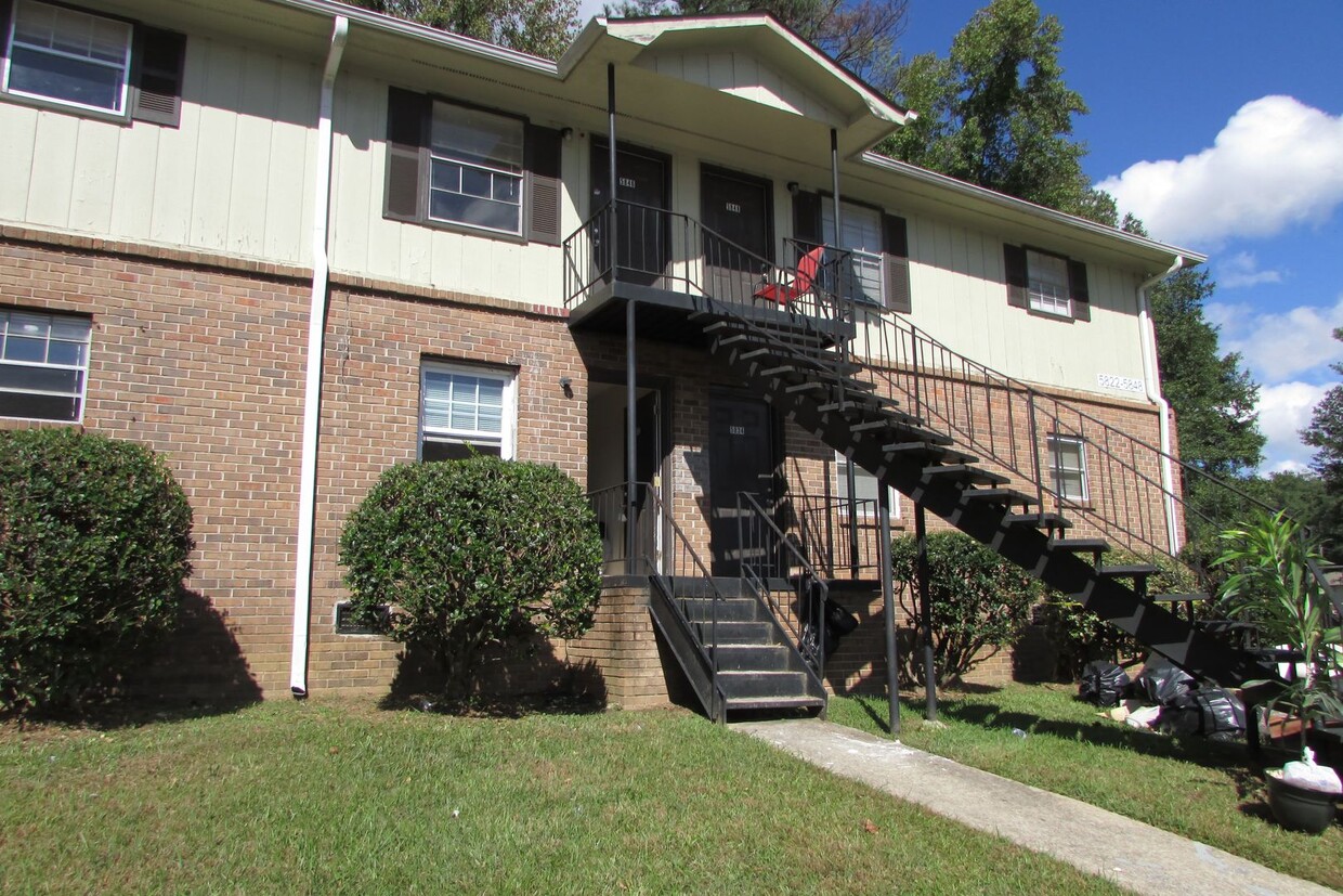 Primary Photo - 5913 Lone Oak Dr SW