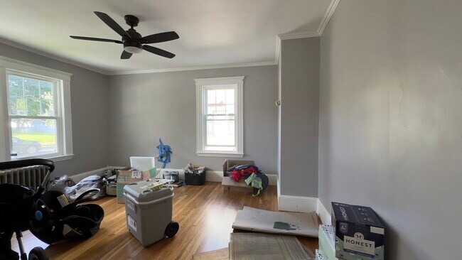 Building Photo - 173 Loring Ave