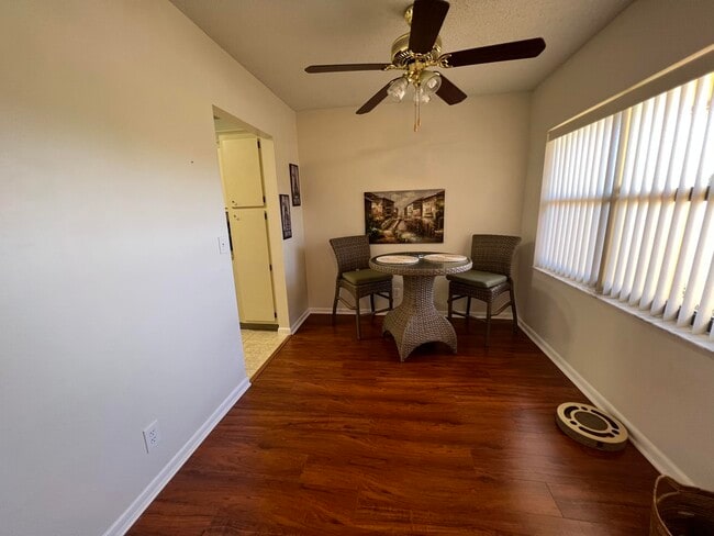 Building Photo - 6724 Bridlewood Ct