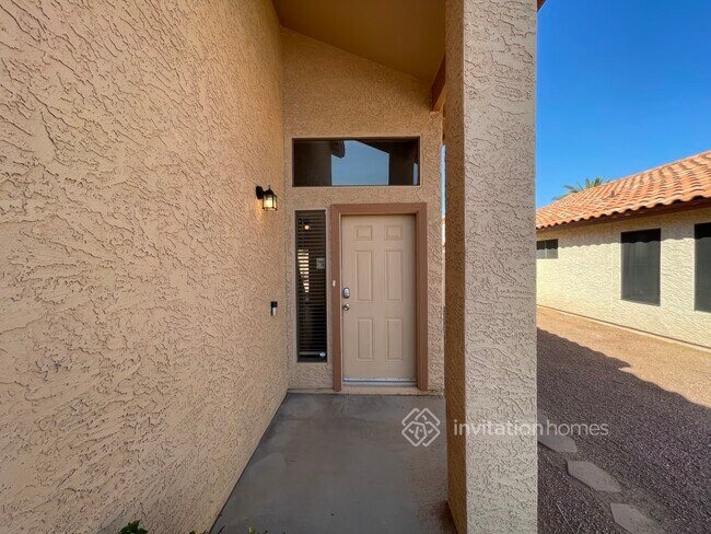 Building Photo - 4526 E Harmony Ave