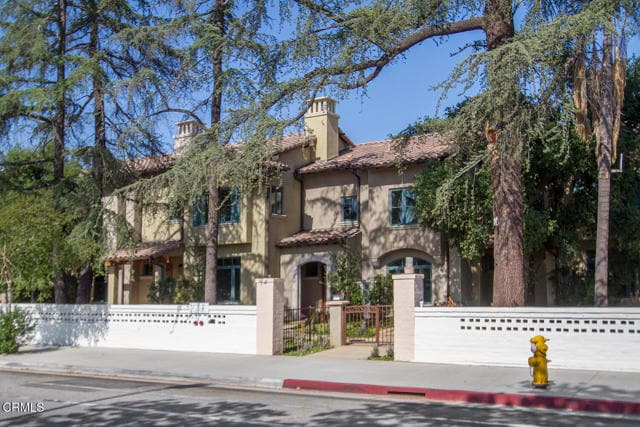 Building Photo - 168 S Sierra Madre Blvd