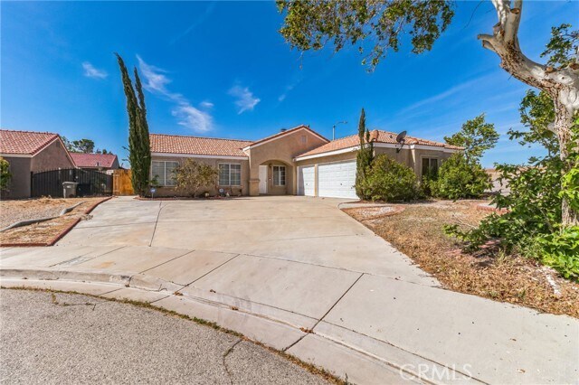 Foto del edificio - 6012 Sandpiper Pl