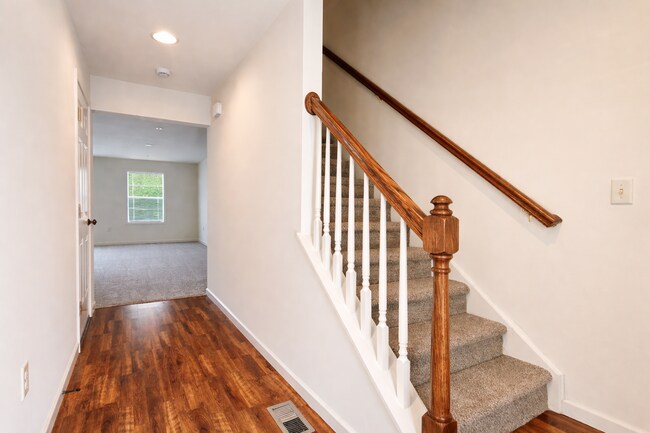 Foto del edificio - 108 Linda Sue Ln