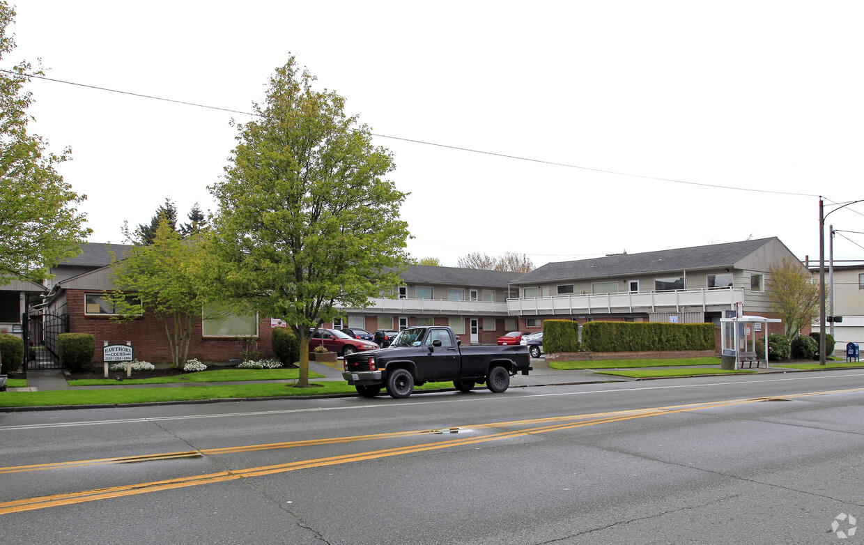 Foto del edificio - Hawthorne Court