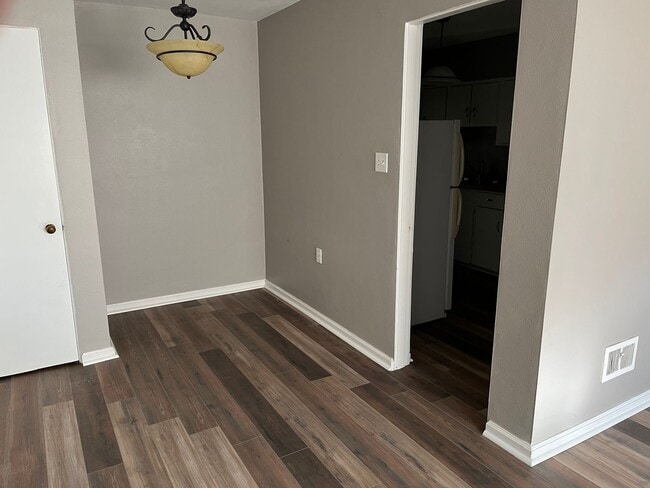 Photo - Two Bedroom in Alton House