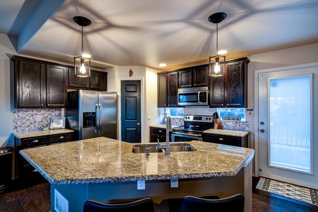 Building Photo - 4759 Iron Horse Villas Point