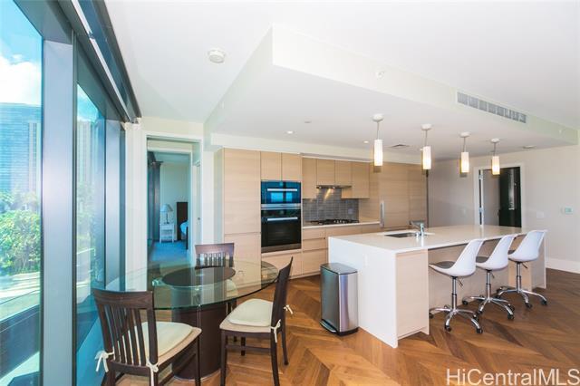 Building Photo - 1108 Auahi St