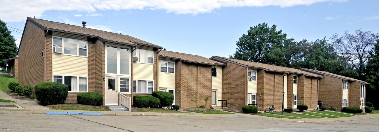 Foto principal - Hilltop Manor Apartments