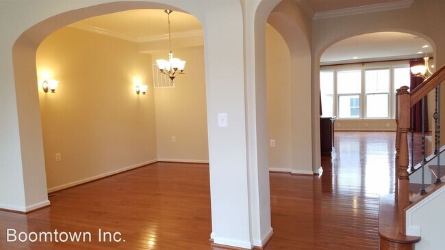 Building Photo - 3 br, 3.5 bath House - 2923 Mill Island Pa...