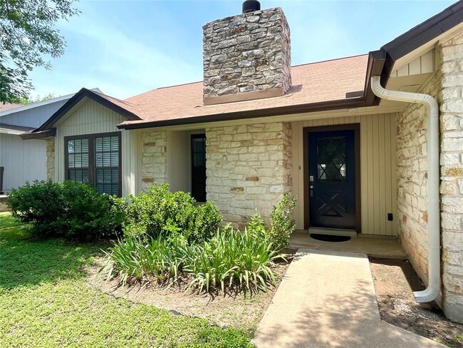 Building Photo - 1008 Cresswell Dr
