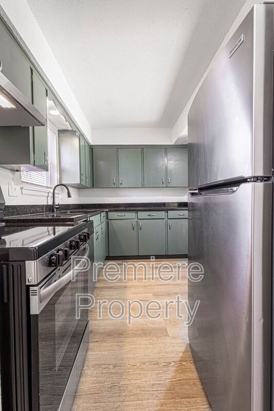 Foto del edificio - 224 E Hargis St