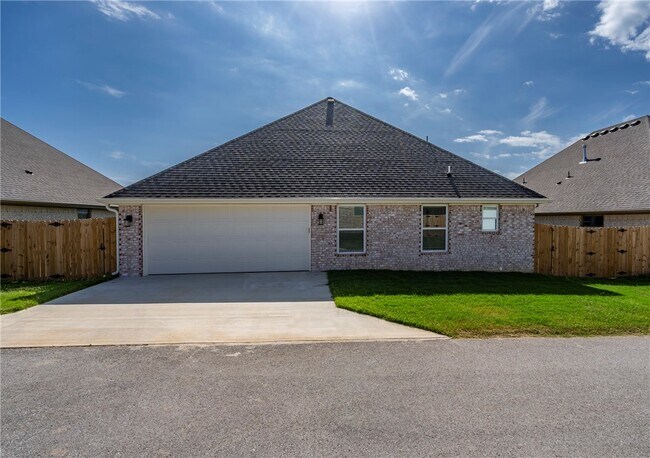Foto del edificio - 4206 SW Adams Rd