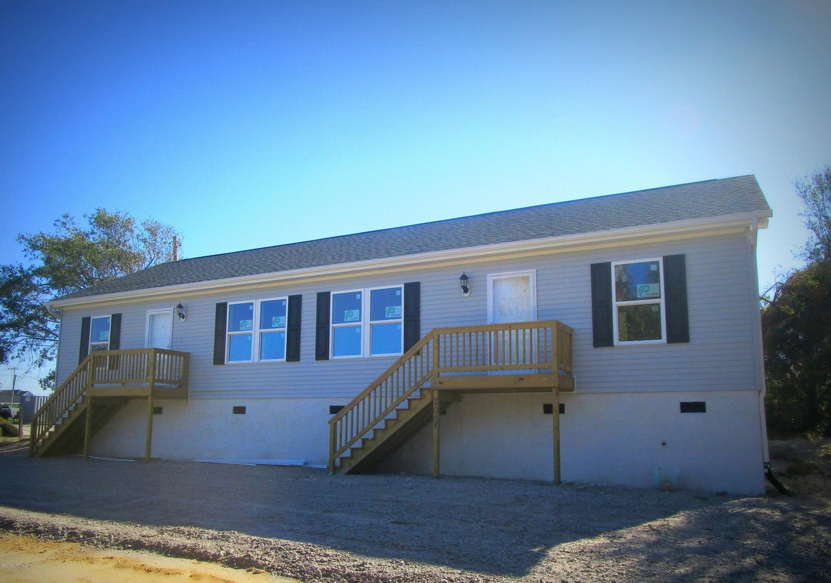 Building Photo - 205 Bogue Inlet Dr