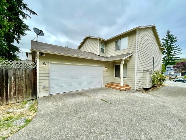 Building Photo - Great Home For Rent-Enjoy first 2 Weeks Free