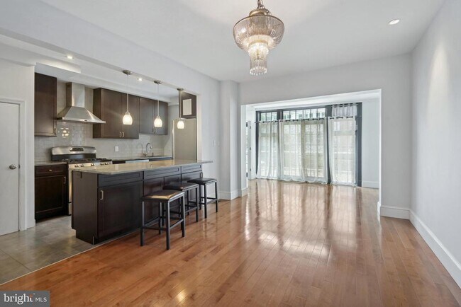 Foto del edificio - 1452 Spring Rd NW