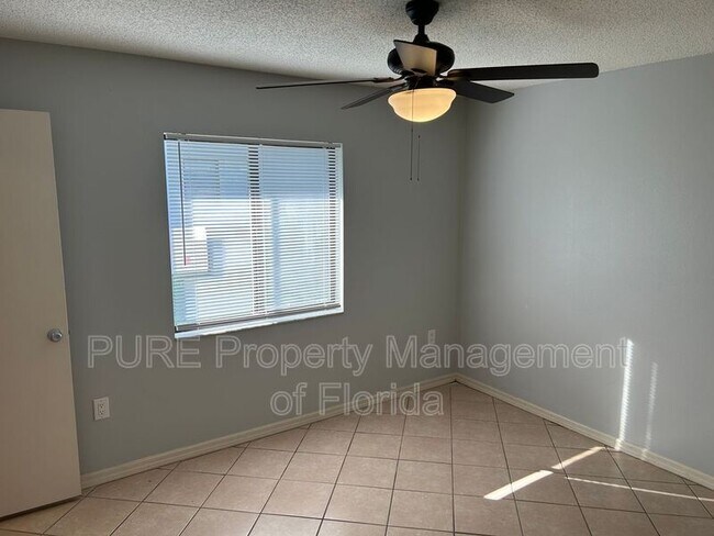 Foto del edificio - 3012 SE 5th Terrace