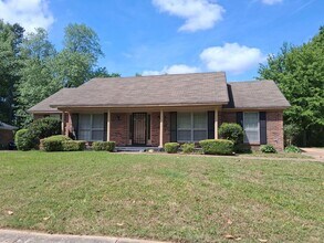 Building Photo - 5091 Boeingshire Dr