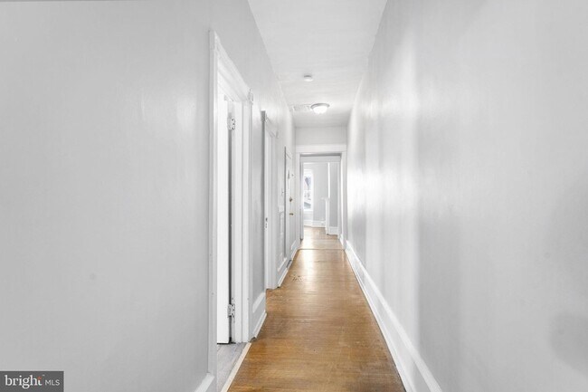 Foto del edificio - 246 W Abbottsford Ave