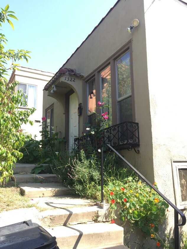 Front Door - 1322 Echo Park Ave