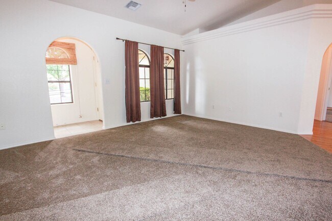 Building Photo - 3584 N Etheridge Dr