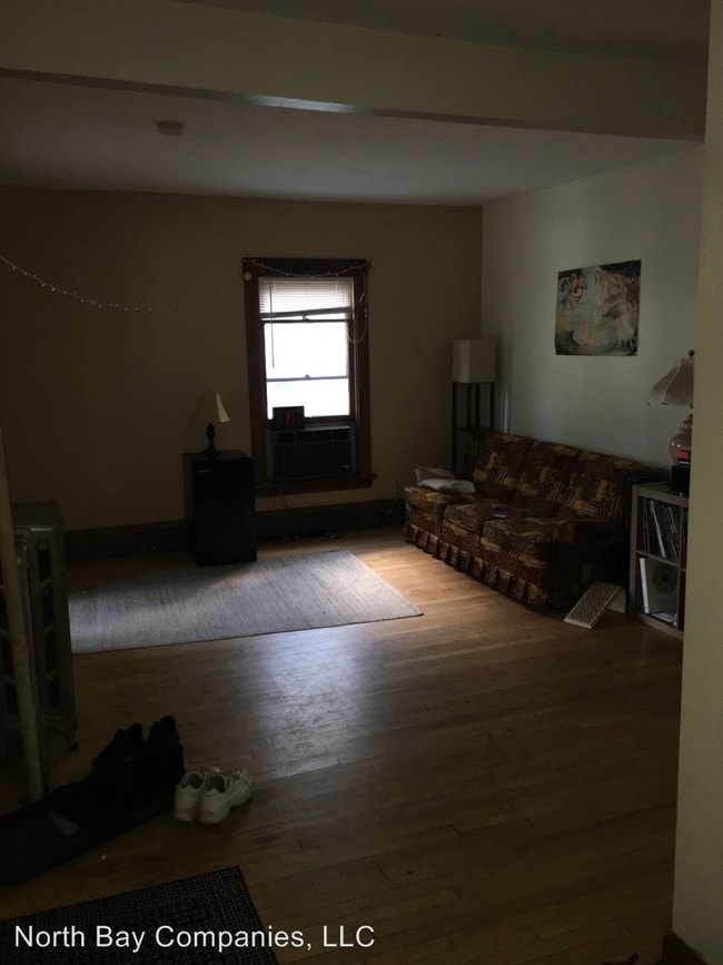 Building Photo - 2 br, 1 bath House - 869 19th Ave SE