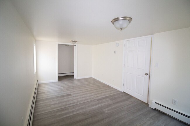 Foto del edificio - 119 Hicks Ave