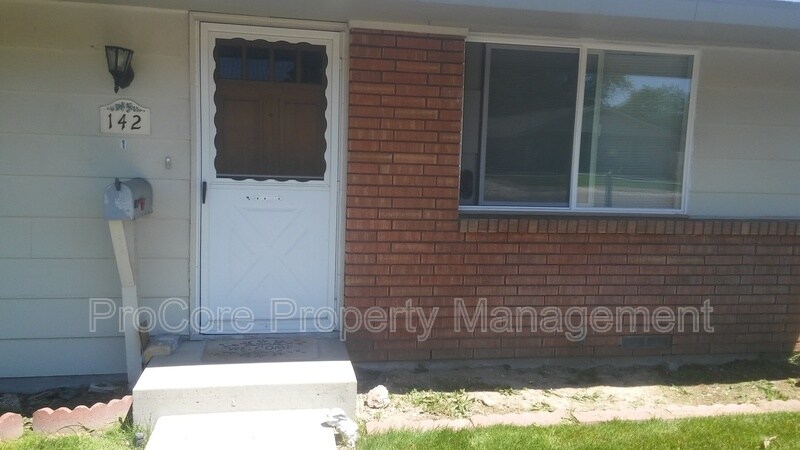 Primary Photo - 142 N Canyon St