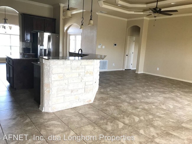 Building Photo - 4 br, 2.5 bath House - 5205 Heredity Lane