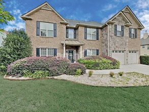 Building Photo - 731 Langley Farms Dr