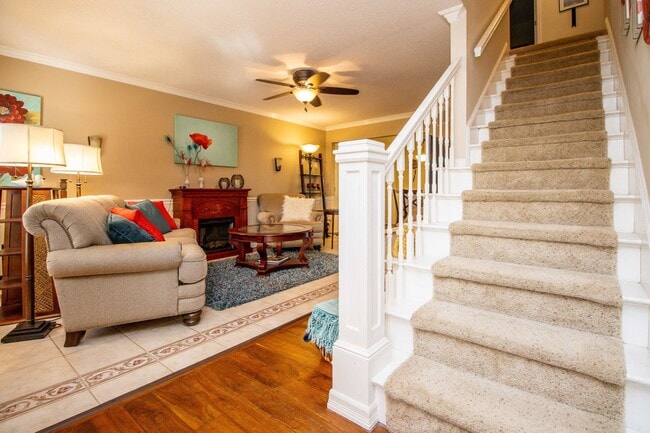 Foto del edificio - 3 bed, 2.5 bath Duplex