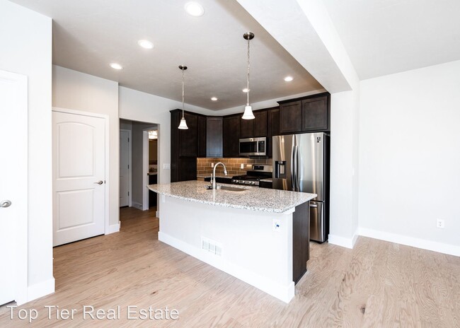 Building Photo - 2 br, 2.5 bath House - 5381 Sky Top Lane