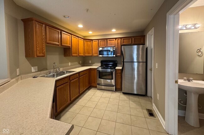 Foto del edificio - 1475 Autumn Oak St