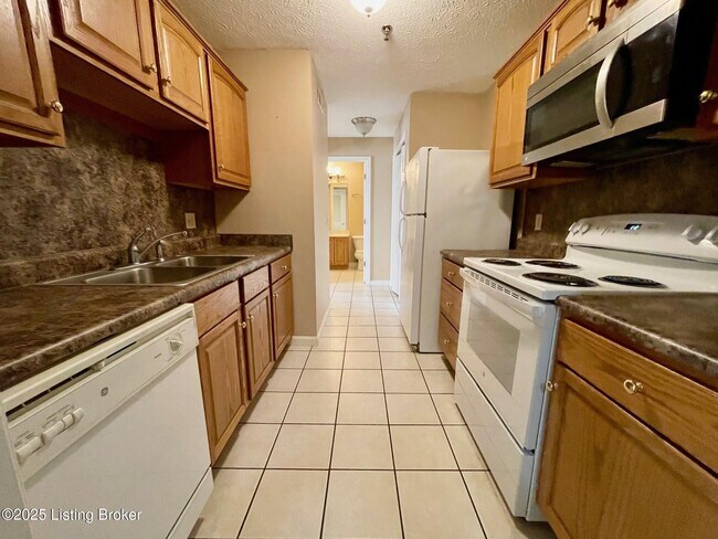 Foto del edificio - 907 E Hackberry St