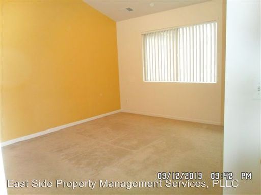 Building Photo - 41021 Rose Ln