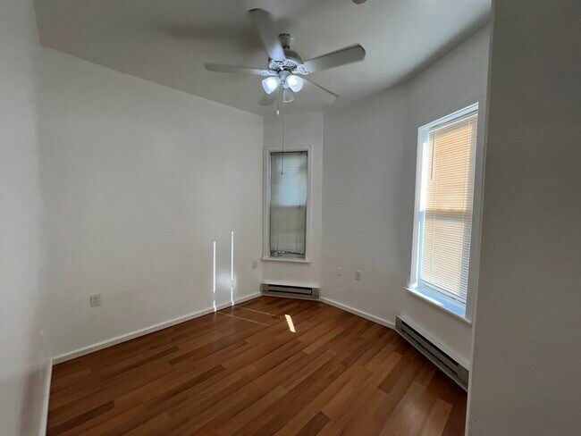 dormitorio - 150 4th St