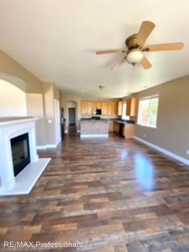 Foto del edificio - 4 br, 2 bath House - 3684 VIRGO CT.