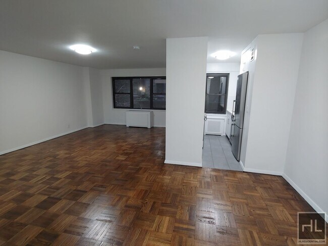 Building Photo - EAST 56 STREET