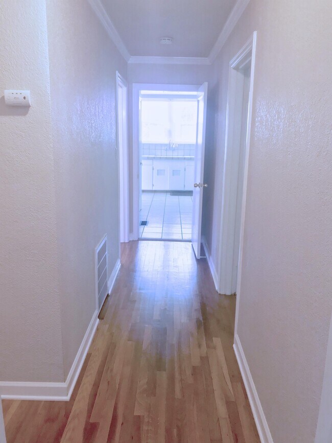 Foto del edificio - 1235 Alviso St